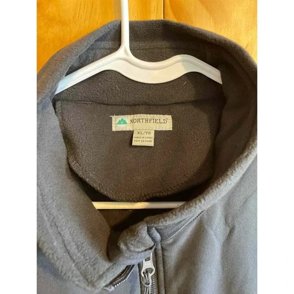Size XL Northfield Sportswear Men's Winter Jacket - Picture 2 of 3